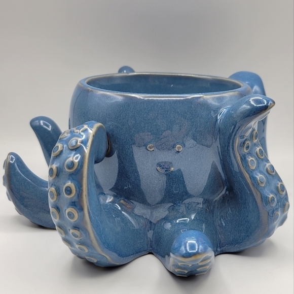 Bath & Body Works Octopus Candle Holder - Picture 7 of 7